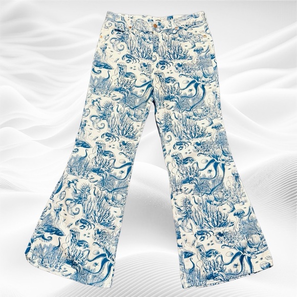Wrangler Wanderer 622 Nautical
Coastal Cowgirl Seahorse Ocean
Flare 31(34)X32 - Picture 3 of 9